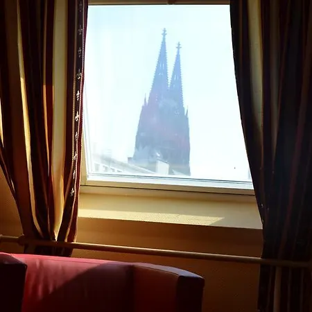 Отель Star Am Dom Superior